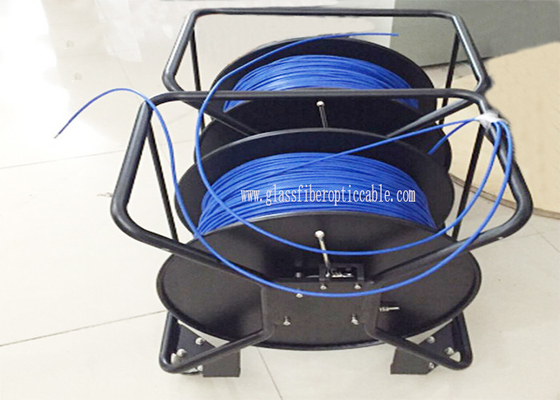 Câble central blindé blindé du tube FO de câble optique de fibre de verre de 12 noyaux de fibre de tampon serré