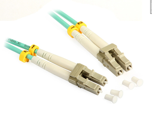 Corde de correction de fibre optique de LC/UPC OM3, câble optique recto moulu bleu de fibre